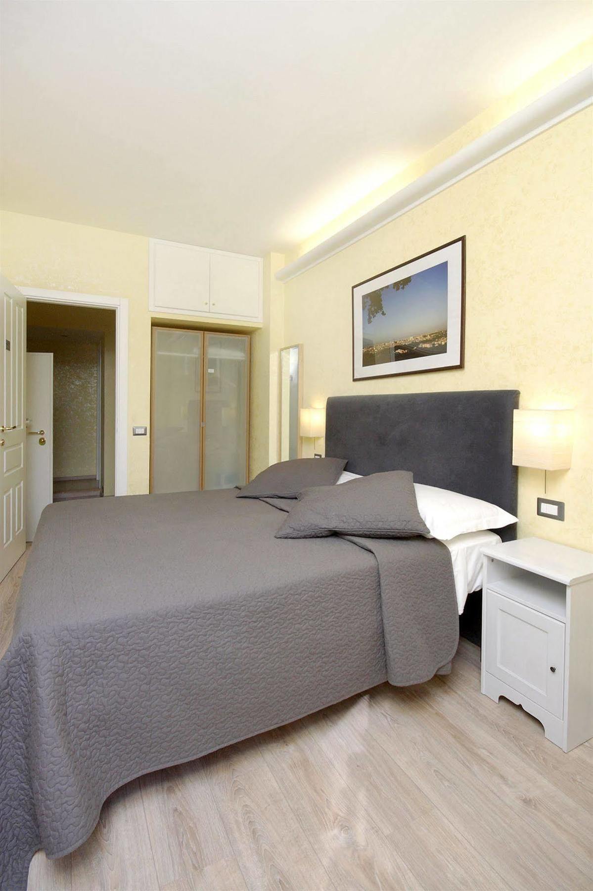 Daplace - Hqh Colosseo Рим Экстерьер фото